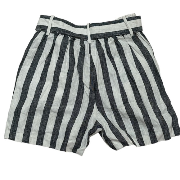Who What Wear Linen Blend Striped Shorts With Belt, size 6 NWT - Picture 3 of 9